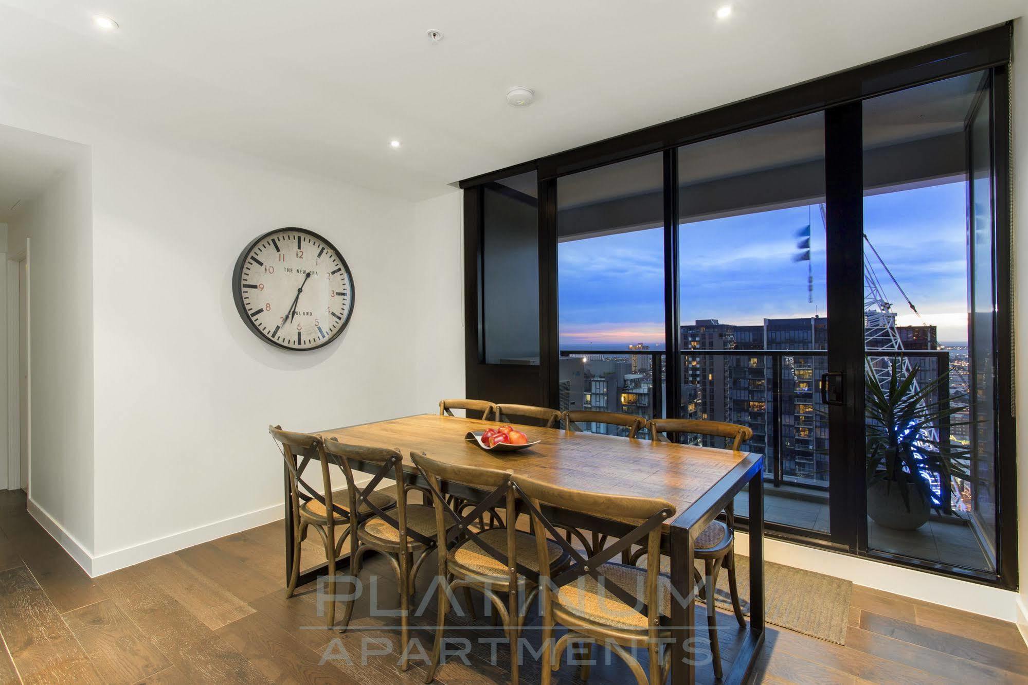Platinum Apartments On Southbank Melbourne Exterior photo